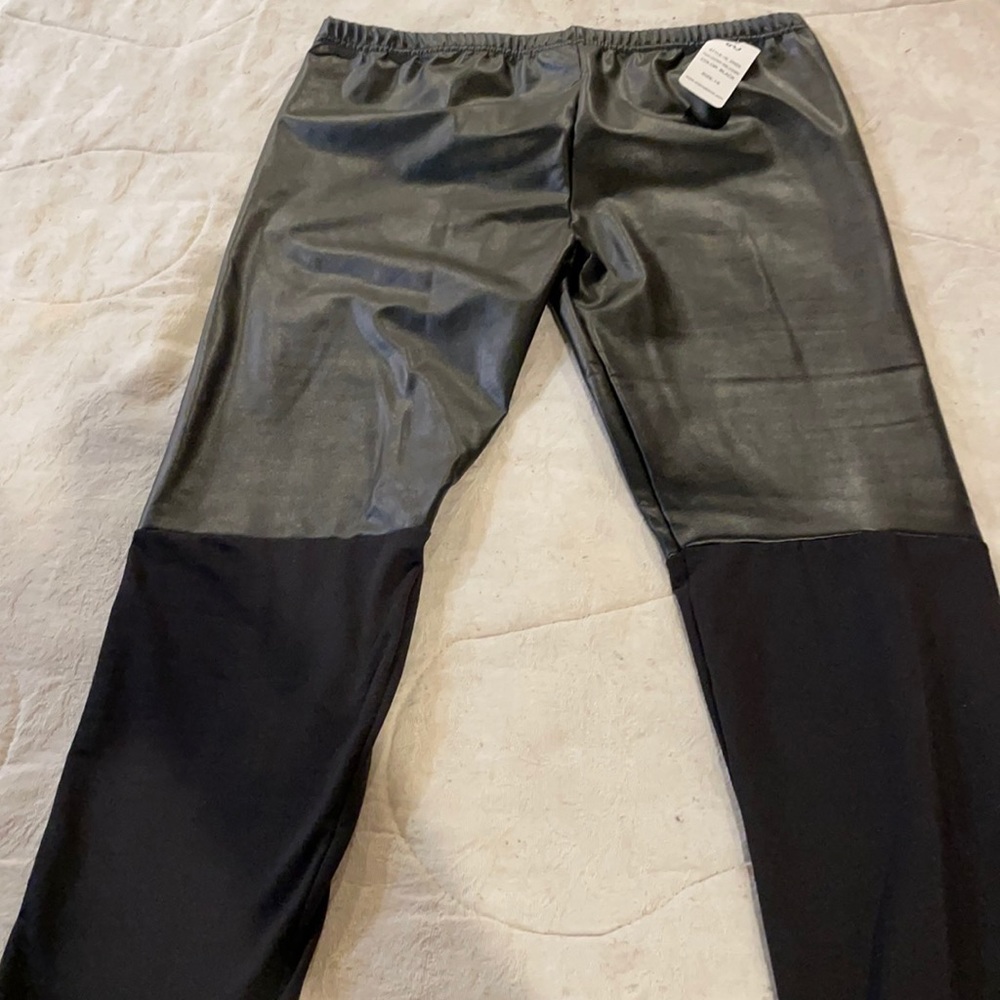 Rock star chic! Faux leather and spandex leggings